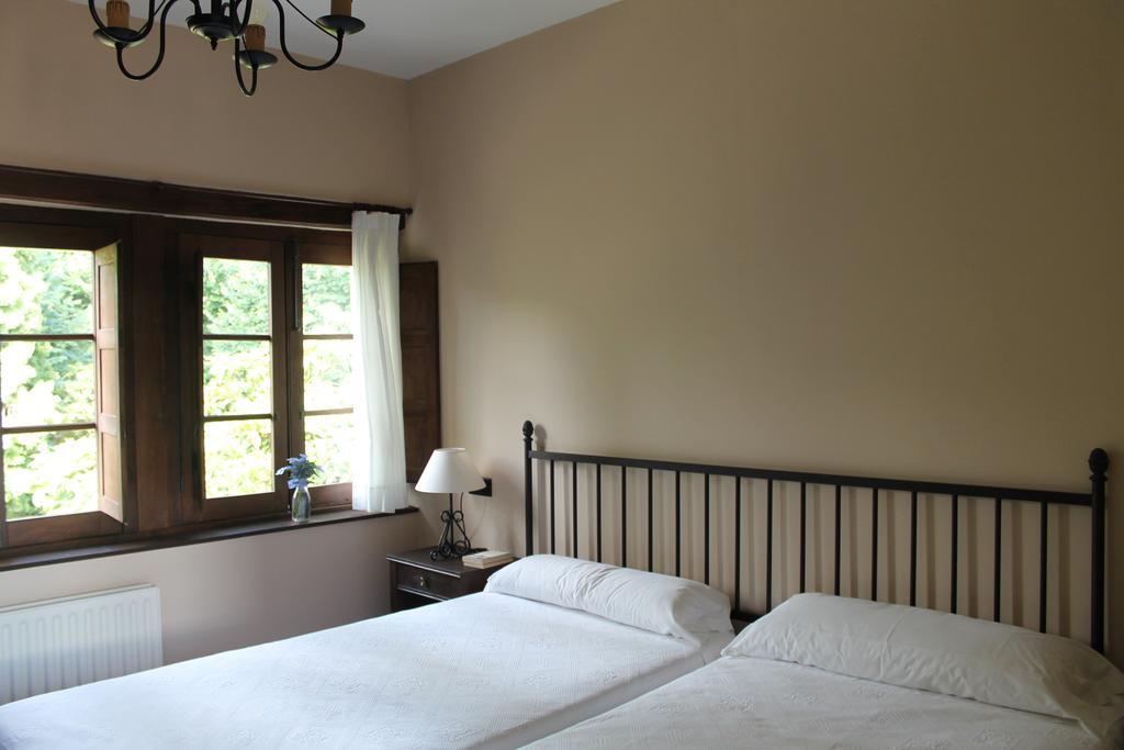 Hotel Palacio Conde Toreno Salas  Bilik gambar
