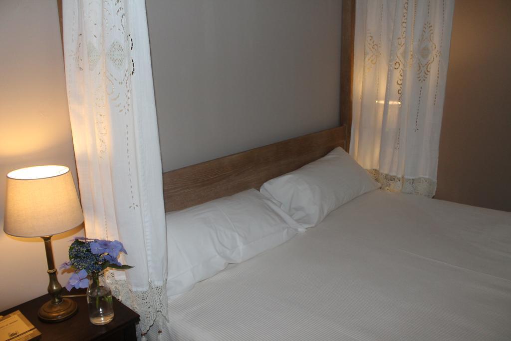 Hotel Palacio Conde Toreno Salas  Bilik gambar